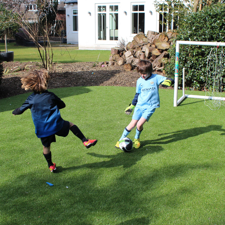 Play 25mm - £13 per sqm
