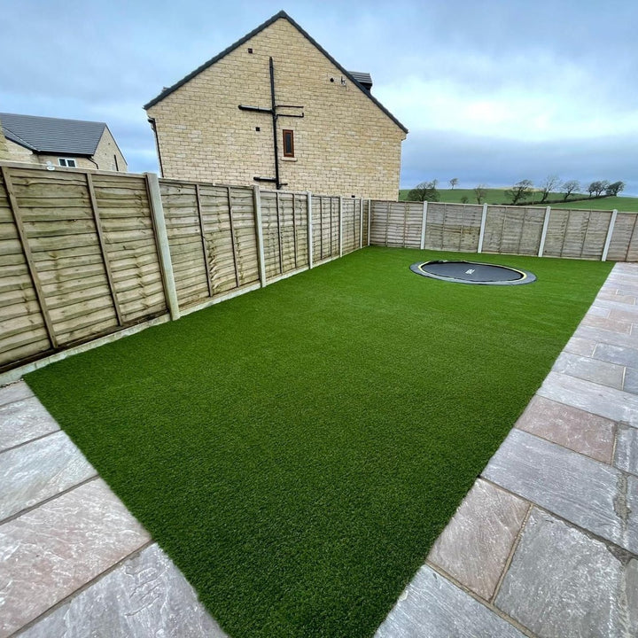 Deluxe 40mm - £11 per sqm
