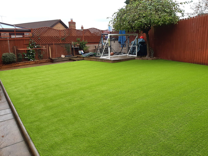 25mm Artificial Grass Clearance