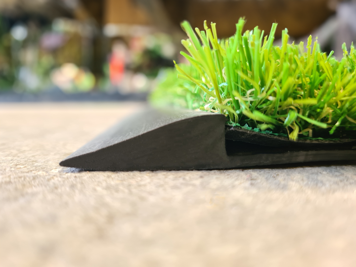 Rubber Edging for Artificial Grass - 2 Meters