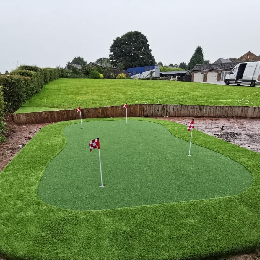 Golf Putting 16mm - £20 per sqm